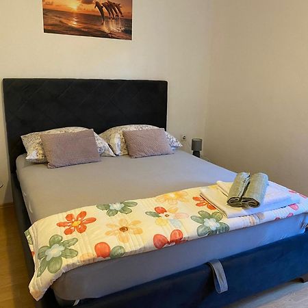 Apartmani Marija Povljana Zewnętrze zdjęcie
