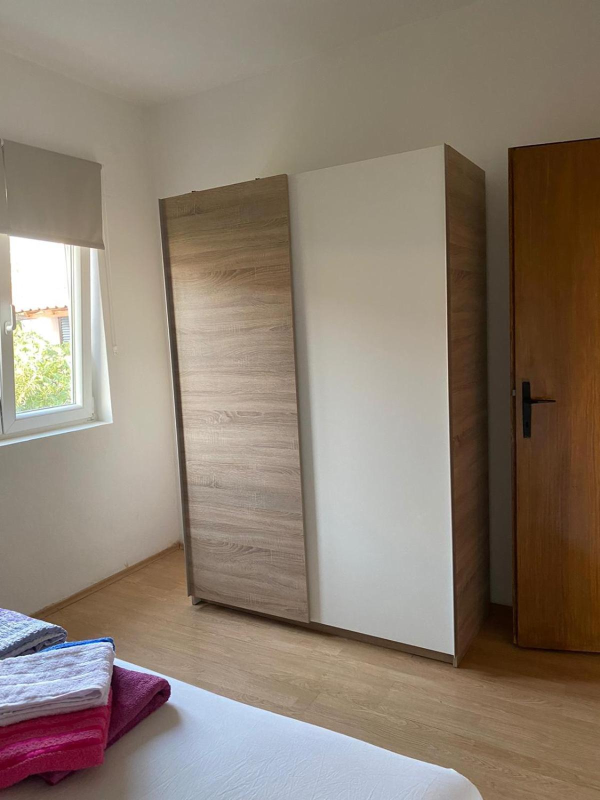 Apartmani Marija Povljana Pokój zdjęcie