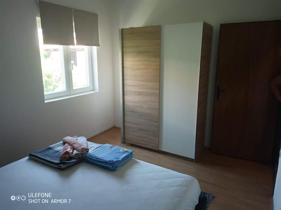 Apartmani Marija Povljana Pokój zdjęcie